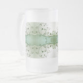 クラシックスタイルScrollwork フロストグラスビールジョッキ (正面左)