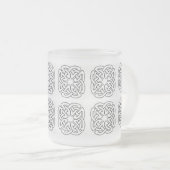 クラシックスタイルScrollwork Mag フロストグラスマグカップ (正面右)