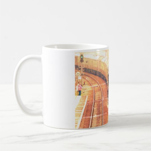 クラシックスチームロック、トラック上で、あなたの名前で。 コーヒーマグカップ (左)