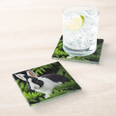 「クラシックチャーム白と黒のウサギ」 ガラスコースター (アングル)