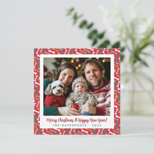 クラシックティール(緑がかった色)レッド&ドッグボーンパターンファミリー写真 シーズンカード (スタンド正面)