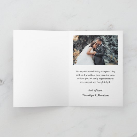 クラシックトレンディーシック新郎新婦の結婚写真 サンキューカード (内部)