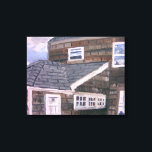 クラシックハンプトンズハウスバイアーロンモネ キャンバスプリント<br><div class="desc">これはハンプトンのクラシックの家である、古い家の素晴らし大部分は、新しい家がこのスタイルを試みているこ保とに見える。私の色彩の鮮やか絵画と同様に場所にアーロン・モネによって。このアイテムで幸せな時間を思い絵画出す</div>