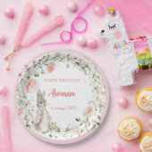 クラシックピンクピーターザラビットフローラ誕生日 ペーパープレート (パーティー)