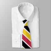 クラシックピンクブラックイエローアングルストライプパターン ネクタイ (タイ)