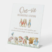 クラシックピーターザラビットベビース飾ーツ 台座サイン (正面)