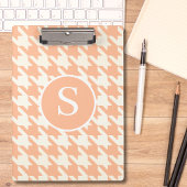 クラシックピーチ千鳥格子のコーラルモノグラム クリップボード