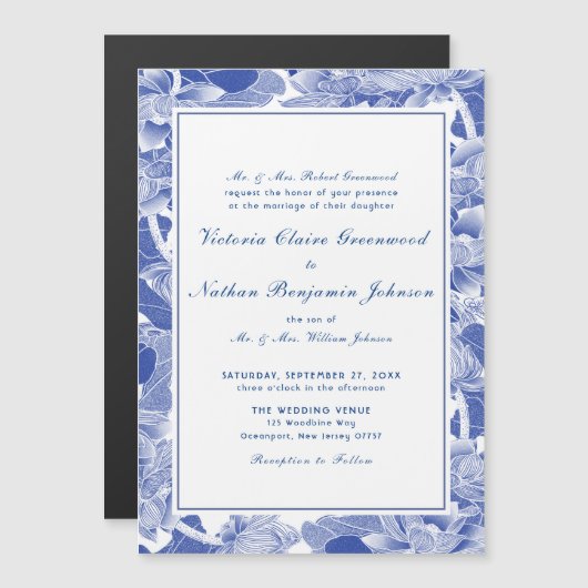 クラシックフローラブルーとホワイトのチョノイスリー結婚ズ マグネット招待状 (正面/裏面)