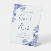 クラシックブルーホワイトフローラ結婚ズゲストブックシンボルや象徴 台座サイン (正面)