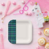 クラシックホリデータータンチェックプレイドフェスティバルトゥートーン ペーパープレート (パーティー)