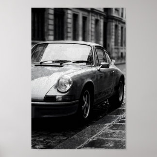 クラシックポルシェ911の雨の街 ポスター