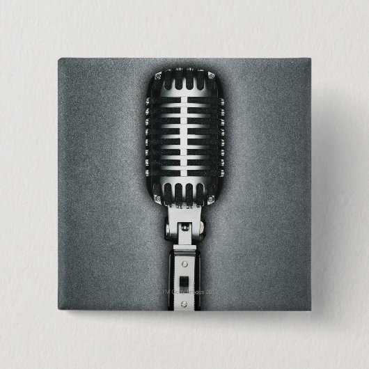 クラシックマイク 缶バッジ (正面)