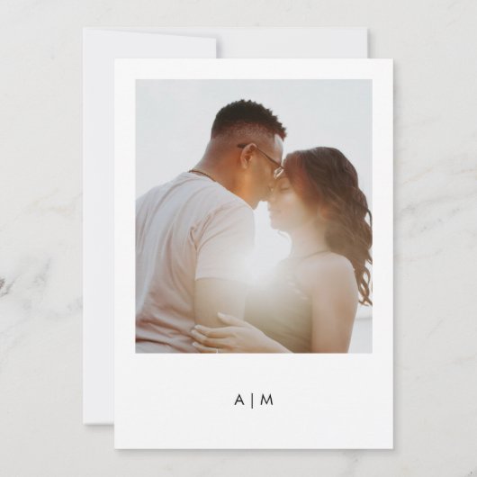 クラシックミニマルな白黒フォト結婚ズ 招待状 (裏面)