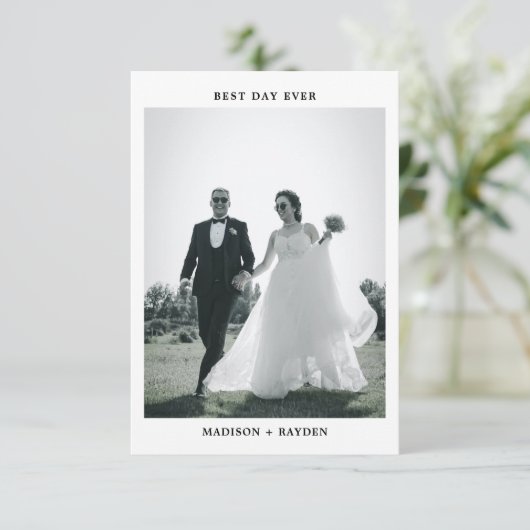 クラシックミニマルタイポグラフィ結婚写真 サンキューカード (スタンド正面)