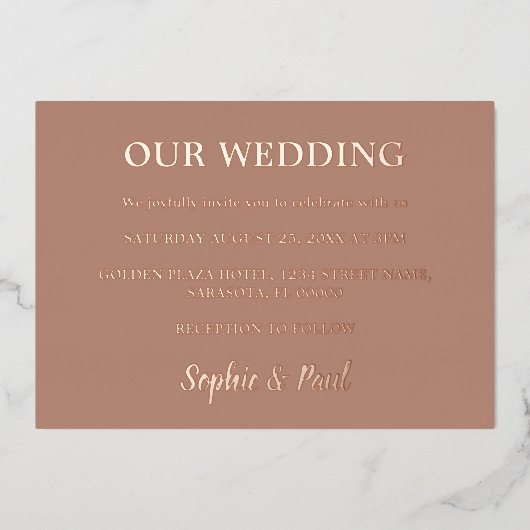 クラシックモカ結婚のバラゴールドフォイル招待状 箔招待状 (正面)