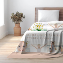 クラシックモノグラムと年の写真コラージュ フリースブランケット