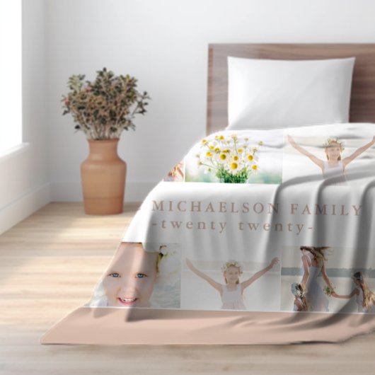 クラシックモノグラムと年の写真コラージュ フリースブランケット