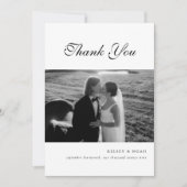 クラシックモノグラムスクリプト 黒白の結婚式の写真 サンキューカード (正面)