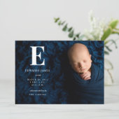 クラシックモノグラムフルフォト生まれたばかりのベビー誕生 案内状 (スタンド正面)