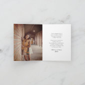 クラシックモノグラム Q 卒業式の帽子 写真 モダン サンキューカード (内部)