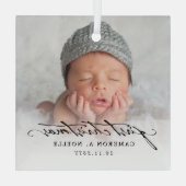 クラシックヴィンテージスクリプトベビー第1回クリスマスフォト ガラスオーナメント (裏面)