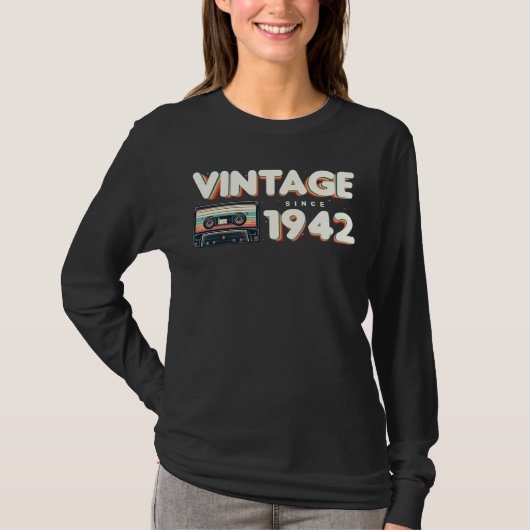 クラシックヴィンテージ1942おもしろいノスタルジック音楽誕生 Tシャツ (正面)