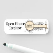 クラシック名タグ不動産仲介業者実在不動産 名札 (インサイチュ)