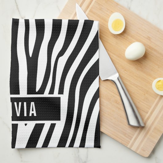 クラシック名前をカスタムするゼブラアニマルプリントパターン キッチンタオル (四つ折り)