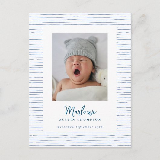 クラシック手描き青ストライプの生誕発表 ポストカード (正面)
