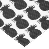 クラシック白黒パイナップルパターン テーブルクロス (アングル)
