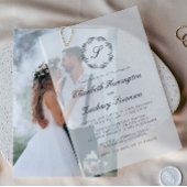 クラシック白黒モノグラムリーススクリプト ベラム紙招待状