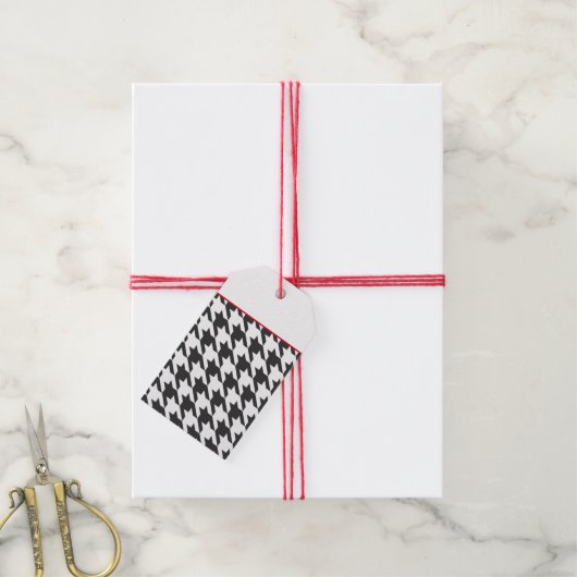 クラシック白黒千鳥格子のレッドタイムレス ギフトタグ (より糸付き)