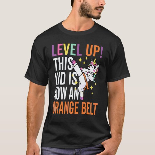 クラシック空手着ユニコーン昇級オレンジ帯 Tシャツ (正面)