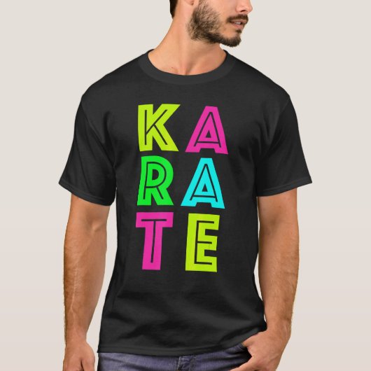 クラシック空手黒帯着道着空手 Tシャツ (正面)