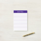 クラシック紫色の裏地パーソナライズされた ポストイット (デスク上)