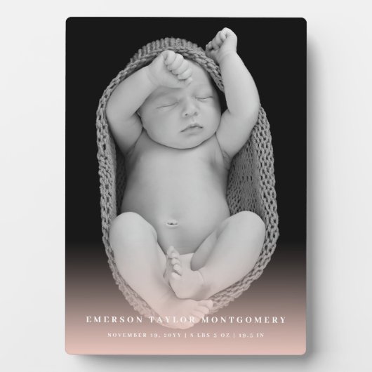 クラシック赤面シンプルピンクのグラデーション赤ちゃん女の子の写真 フォトプラーク (正面)