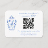 クラシック青と白のQRコードブライダルシャワーRSVP エンクロージャーカード (正面)