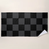 クラシック黒とモダンスモーキーの黒チェッカーボード ビーチタオル (正面)