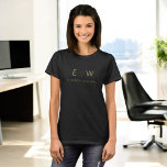 クラシック黒金ゴールドミニマリストモノグラム名 Tシャツ<br><div class="desc">私たちのモノグラムブラック金ゴールドミニマモダンリストTシャエレガントツであなたのスタイルを高める。このワードローブは、クラシックの洗練さとミニマルコンテンポラリーリズムをシームレスに融合させ、汎用性とスタイリッシュコレクションへの追加を実現。このTシャツは詳細に細心の注意を払って作られ、単なる衣服ではなく、ステートメントパーソナライズされたである。カスタマイズ可能なモノグラムユニークはtouchを追加し表現て、エレガンスで自分の個性を実現する。時代を超越したブラックと金ゴールドの配色は洗練され、様々な大事な行事や簡単に適した服と組み合わせる。快適で通気性の高い生地は、あなたは着替えようと着替えようと、心地よいを終日保保証しカジュアルている。このTシャツはファッションとパーソナライゼーションの両方を体現し、洗練されたスタイルを鑑賞する人に最適。あなたは社会的なイベントに足を踏み入れたり、街を叩いたり、単に一日を楽しんだりしたリラックス、モノグラムのブラック金ゴールドミニマルモダンリストのTシャツは洗練さしゃれているれ、あらゆる場面で際立つことができる。</div>