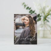 クラシック・エレガンス・スクリプト 卒業式招待状 ポストカード (スタンド正面)