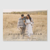 クラシック エレガント タイポグラフィ ネーム フォト ウェディング セーブ マグネット招待状 (正面)