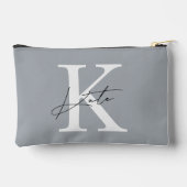 クラシック グレー モノグラム ブライズメイド ギフト アクセサリーポーチ (裏面)