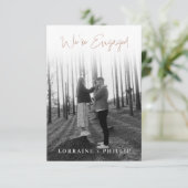 クラシック フルフォト We're Engaged 白いグラデーション 招待状 (スタンド正面)