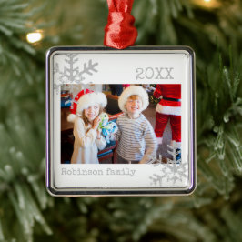 クラシック ホワイト 冬の雪の結晶 クリスマス 写真 メタルオーナメント