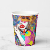 クラシー・レディ 紙コップ (右)