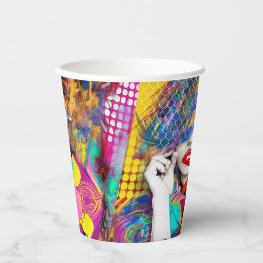 クラシー・レディ 紙コップ (正面)