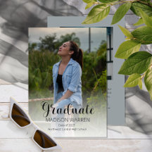 クラススクリプト卒業生2枚の写真卒業グレー