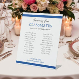 クラスメートの名誉を讃える懇親会の記憶に青 台座サイン