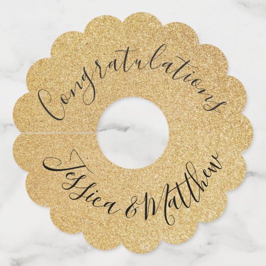 クラス金ゴールドプリントメッセージと名前のカスタム ワイングラスタグ (正面)