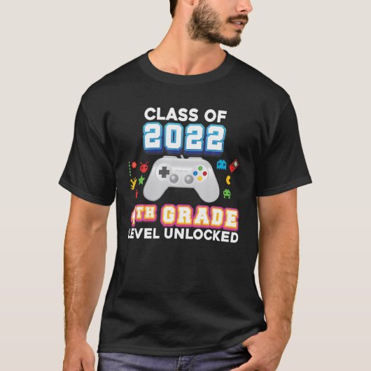 クラス2022 4グレードのレベルのロック解除されたビデオゲーム Tシャツ (正面)